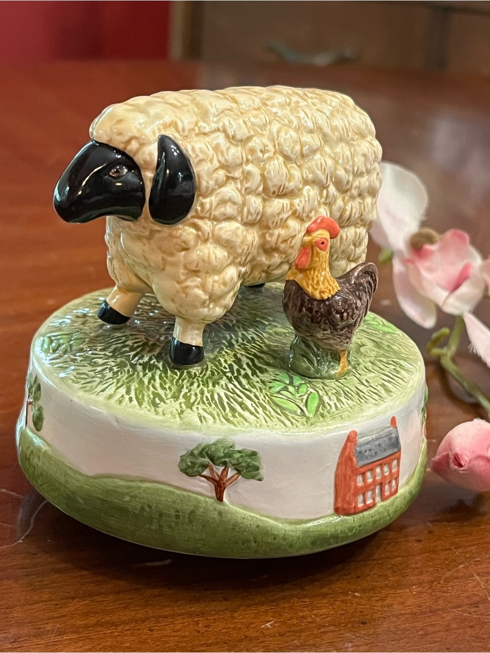 Otagari Sheep Music Box RARE Elizabeth King Brownd Design "You've Got a Friend"